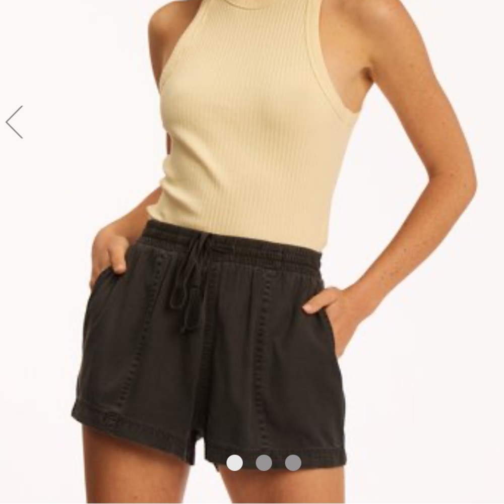 Billabong Sun Love shorts in Off black size small